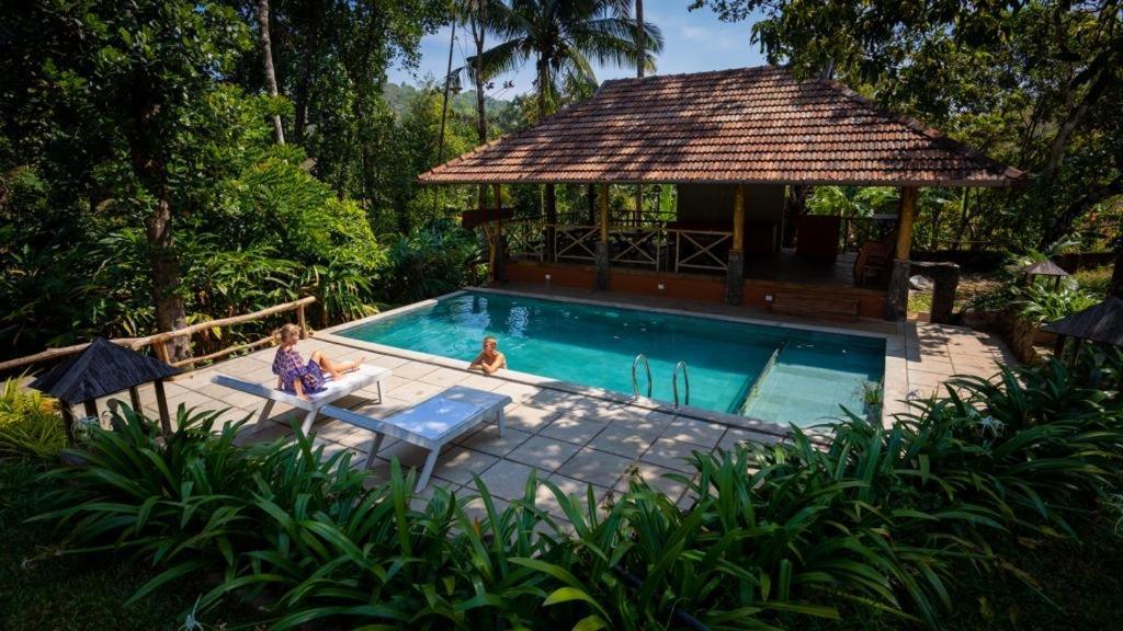 Beyond Eco Living Apartman Munnar Kültér fotó